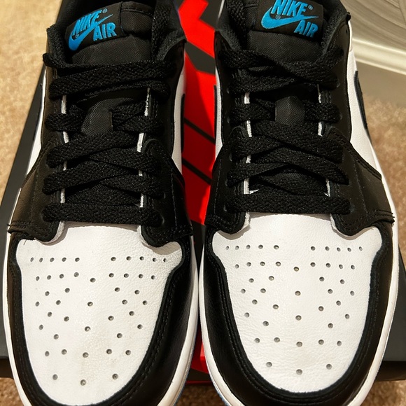 Air Jordan 1 Retro Low OG Obsidian - Picture 4 of 8